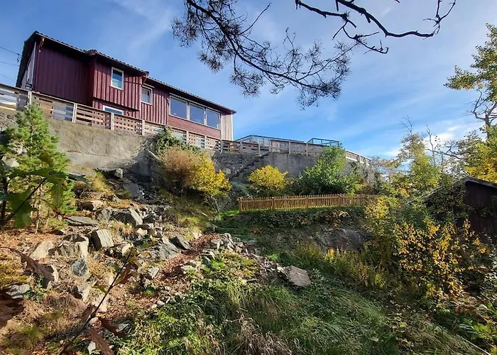 With Forrest View Kristiansand