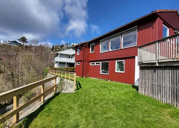 With Forrest View Kristiansand