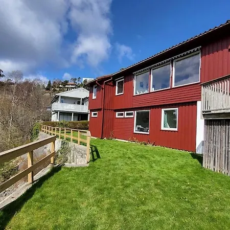 With Forrest View Kristiansand